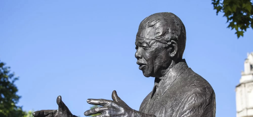 Statue of Nelson Mandela