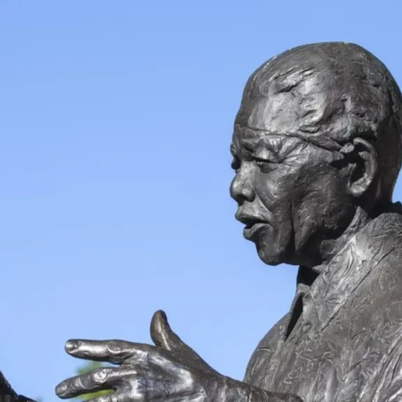 Statue of Nelson Mandela