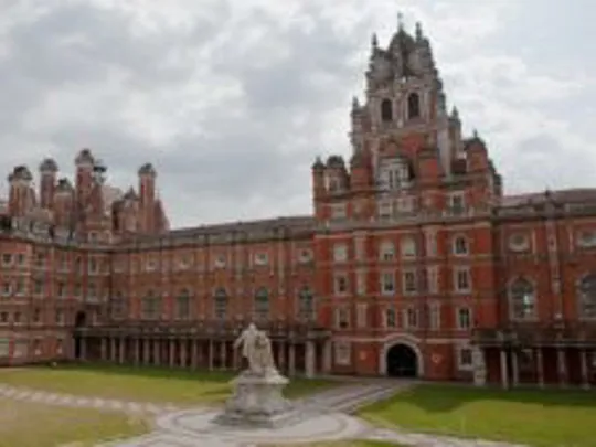 A photograph of a section of campus of the University of London, which enabled Wolsey Hall Oxford to supply degree-level courses via their external degree programme.