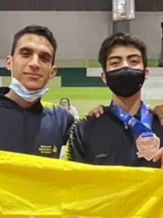 Wolsey Hall Oxford student, Pedro, with his coaches.